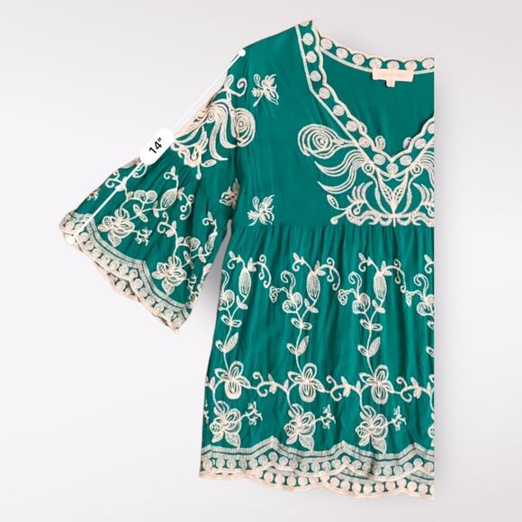 Solitaire Boho Emerald Green Embroidered Floral Cold Shoulder Top Size M Boho‎ - Picture 6 of 9